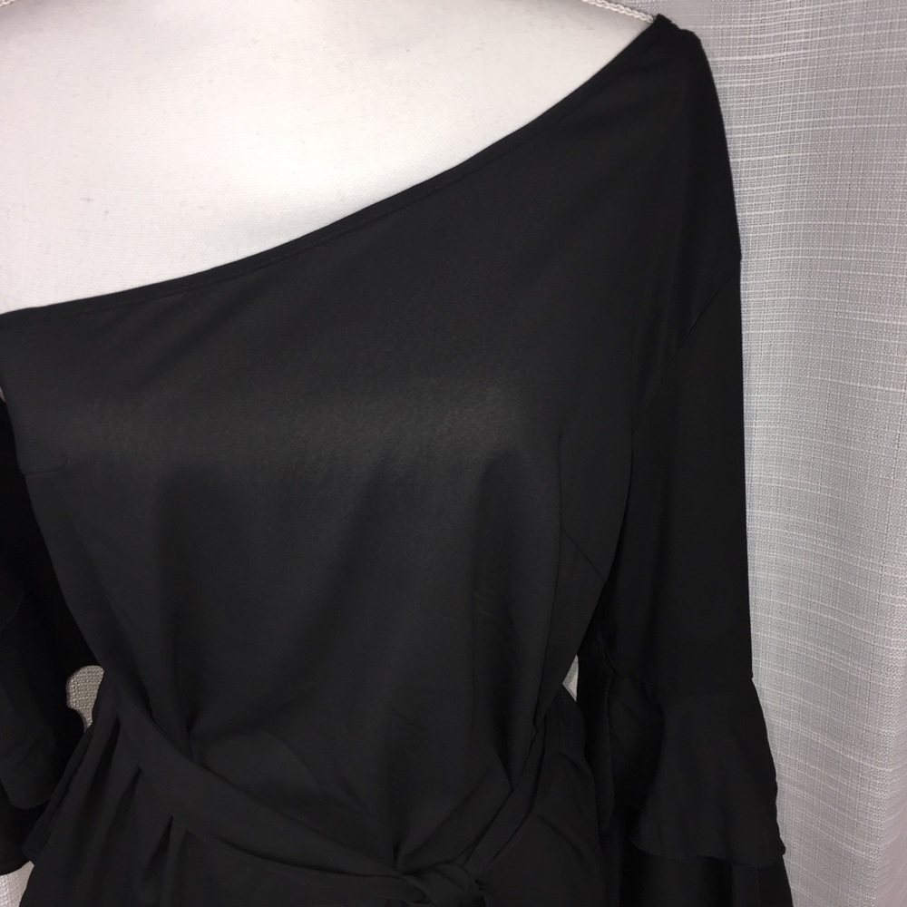 NWOT Black One Shoulder Ruffled Top Party Holiday New Year’s Size Medium - Picture 6 of 13